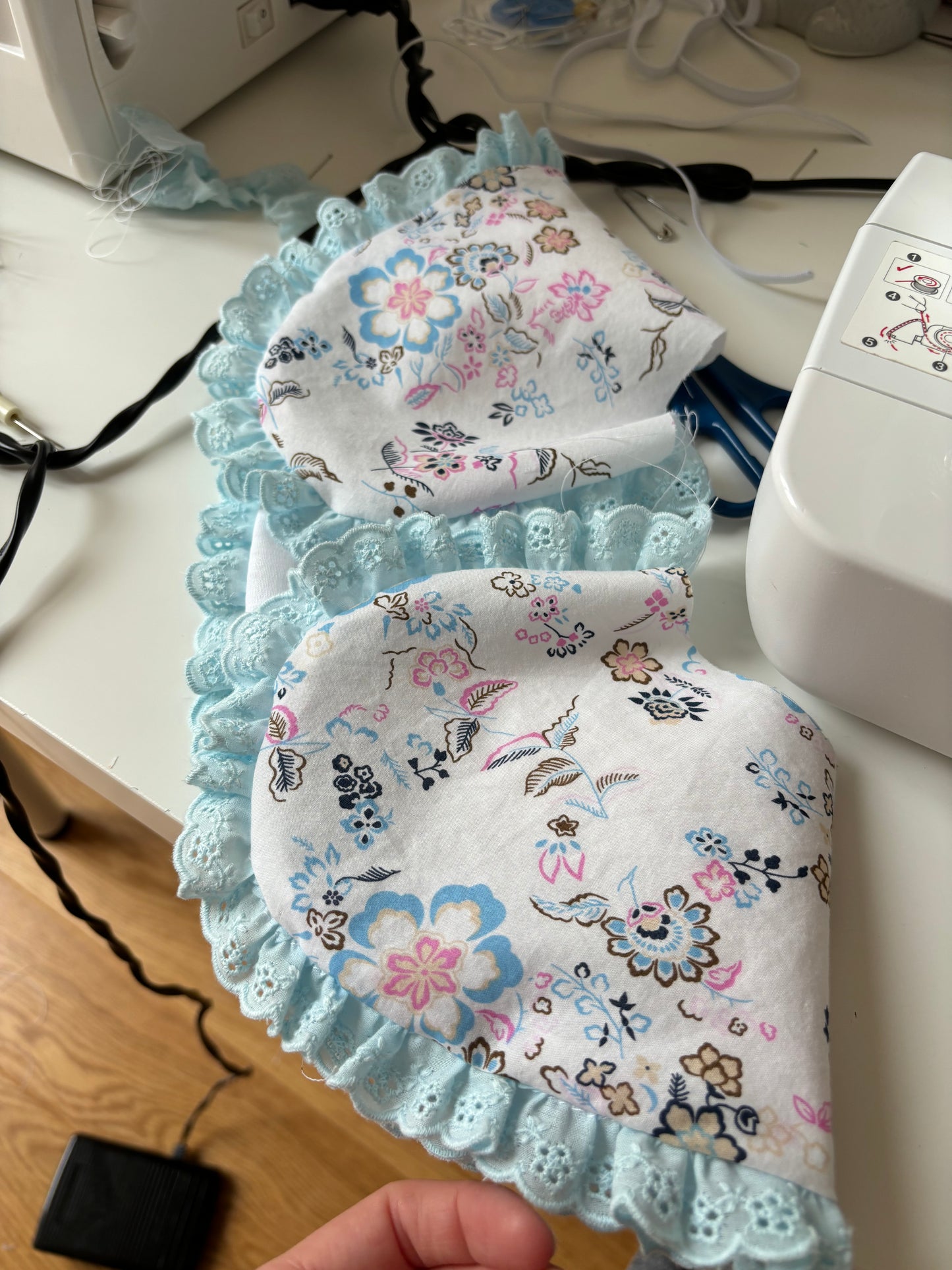 Solange col XL fleurie courte