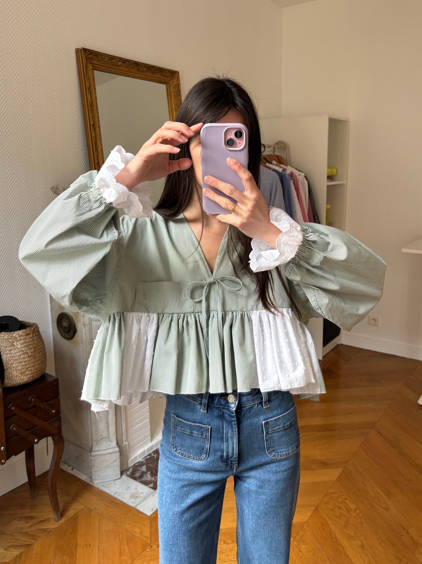 Col V verte à rayures