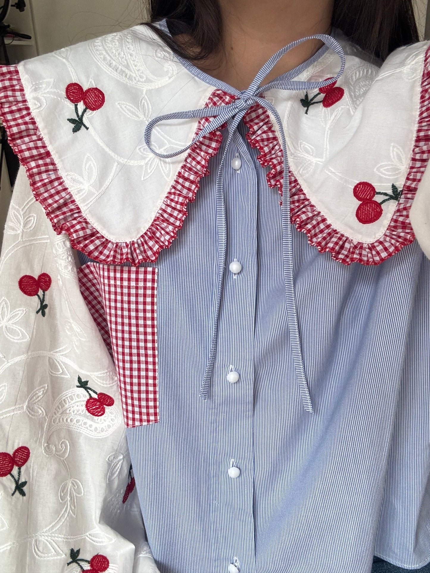 Blouse broderie anglaise et col XL cerise