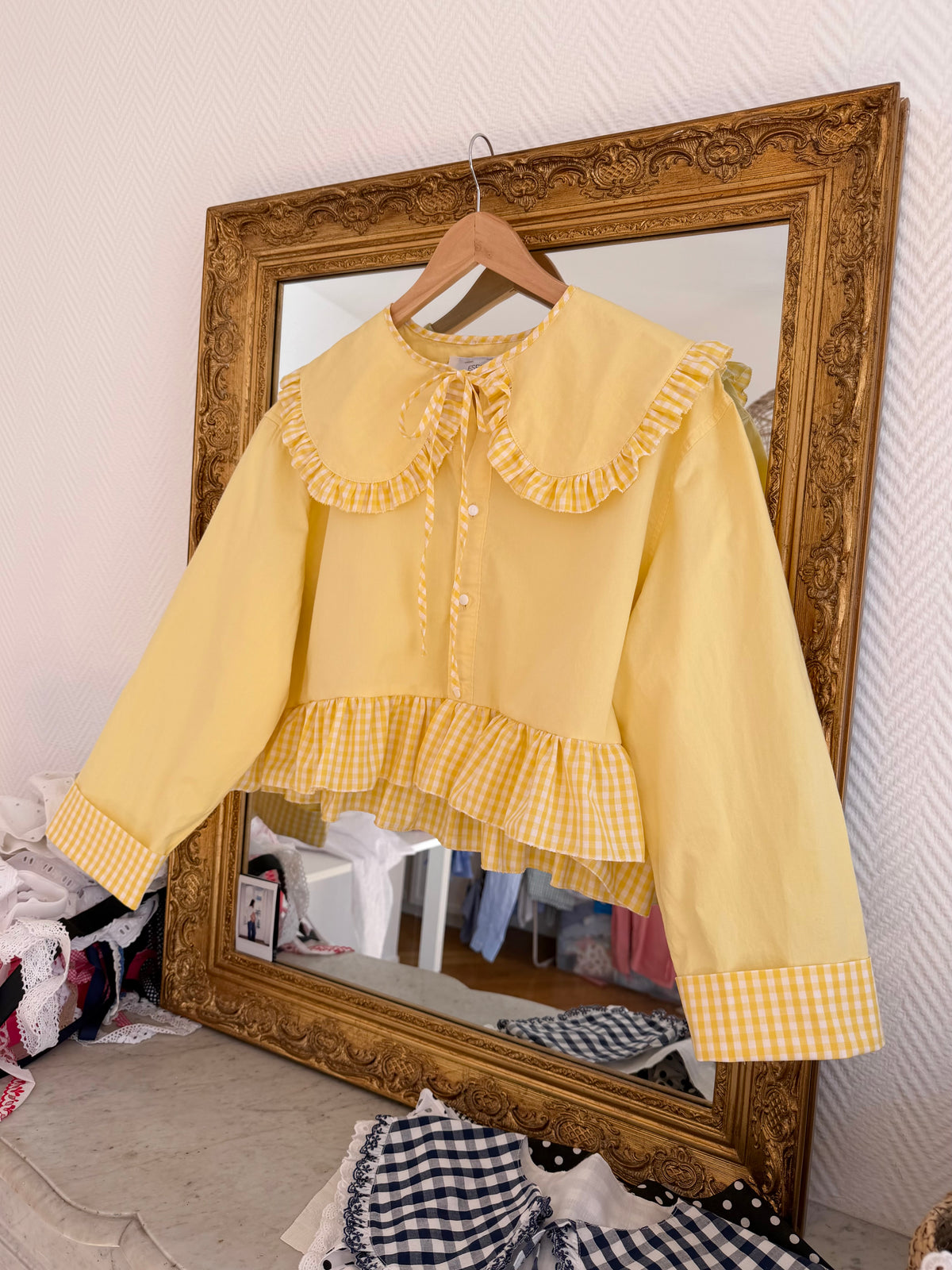Solange col XL et volant jaune