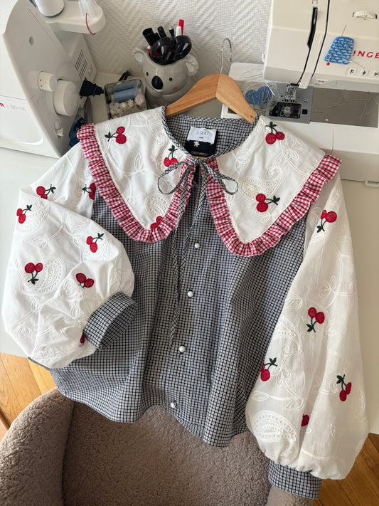 Blouse Elise broderie cerise