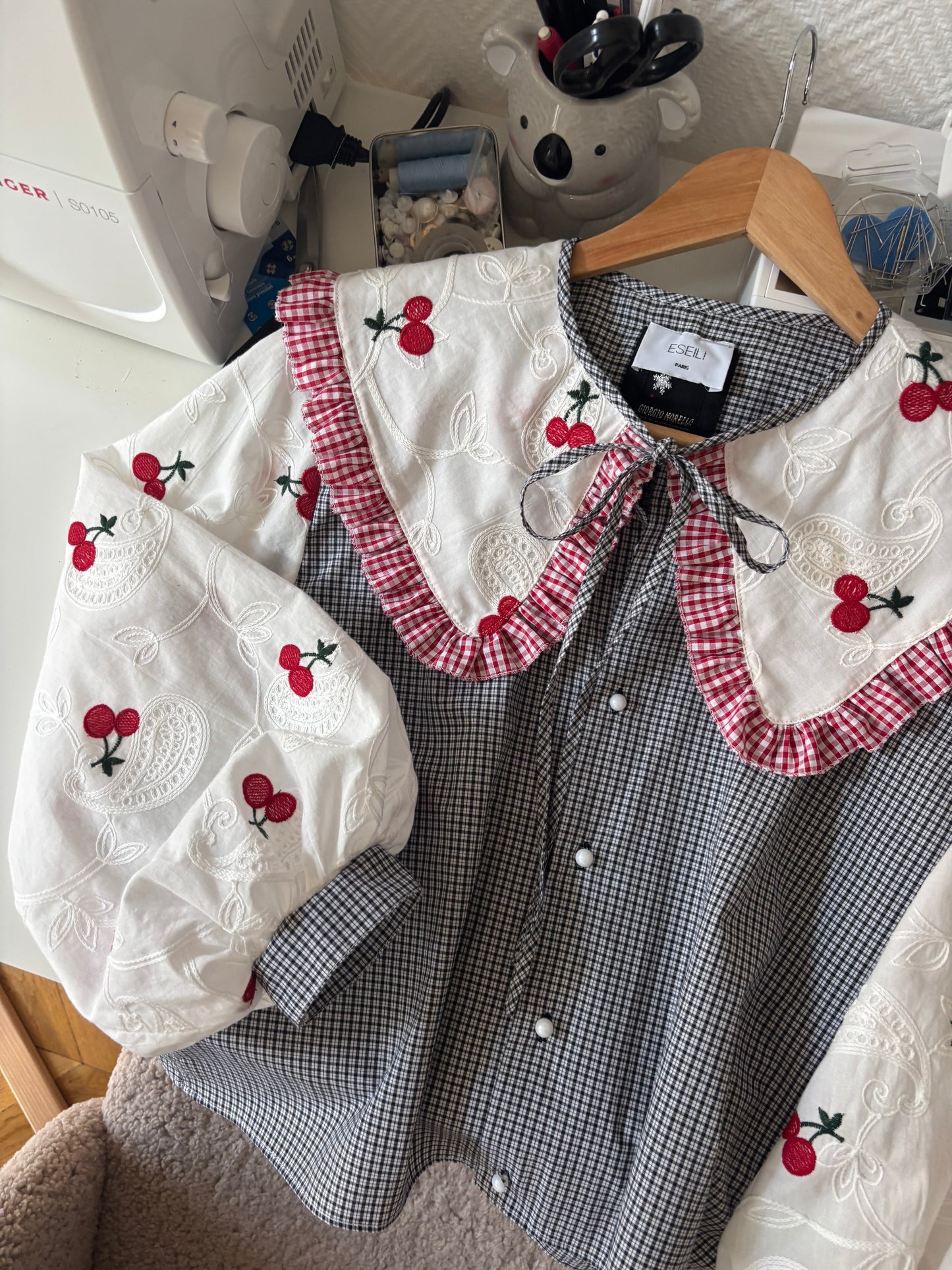 Blouse Elise broderie cerise