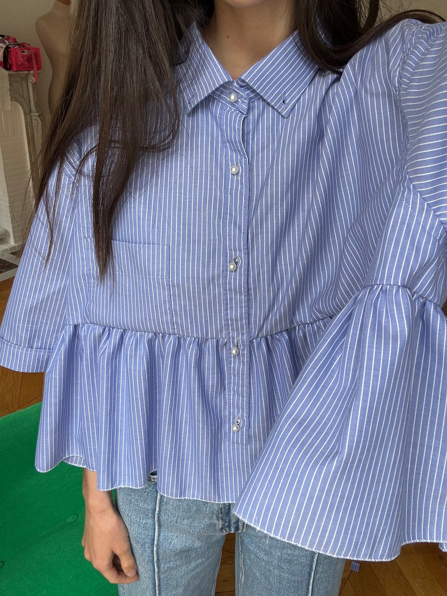 Blouse à volant bleu