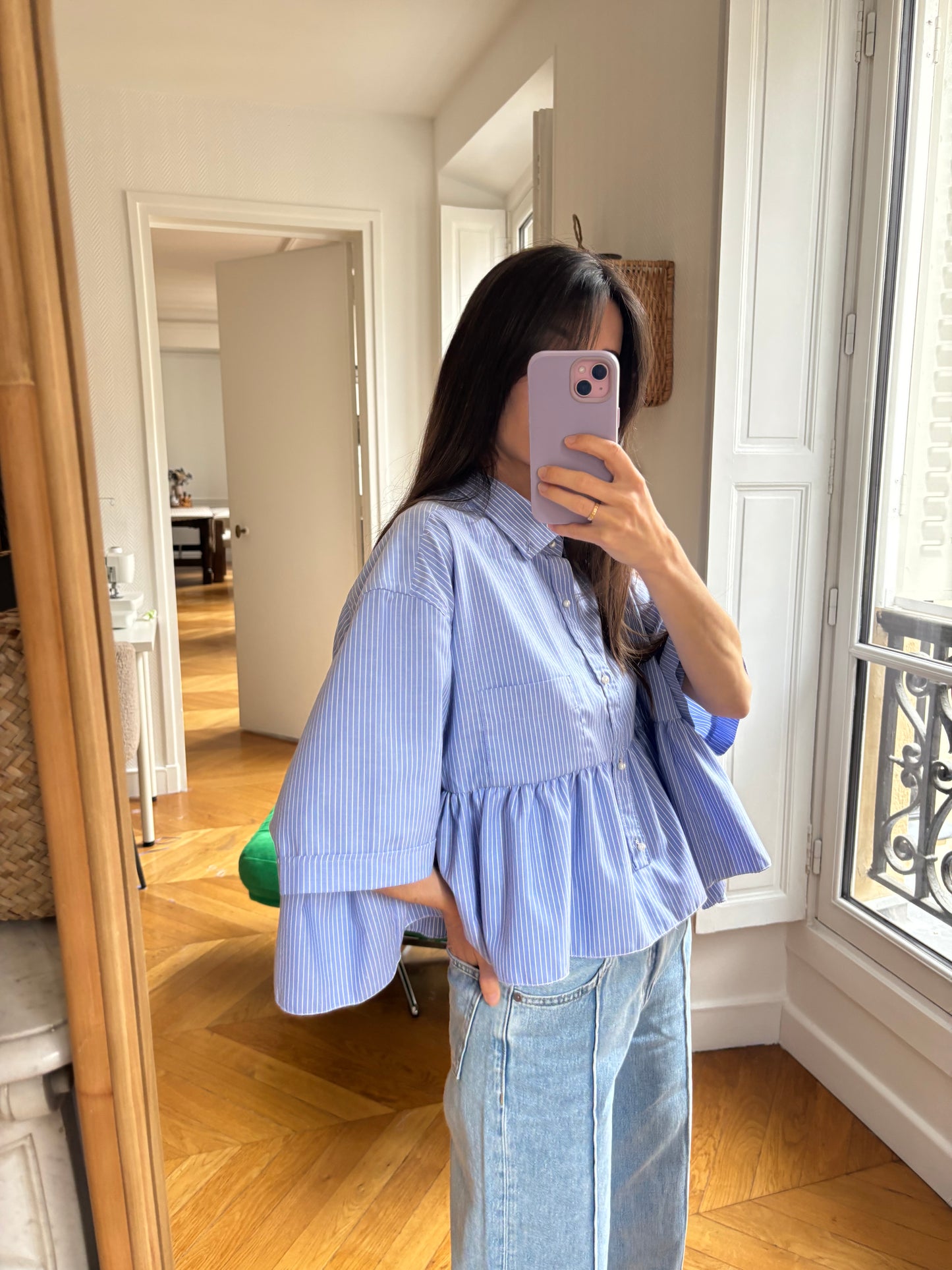Blouse à volant bleu