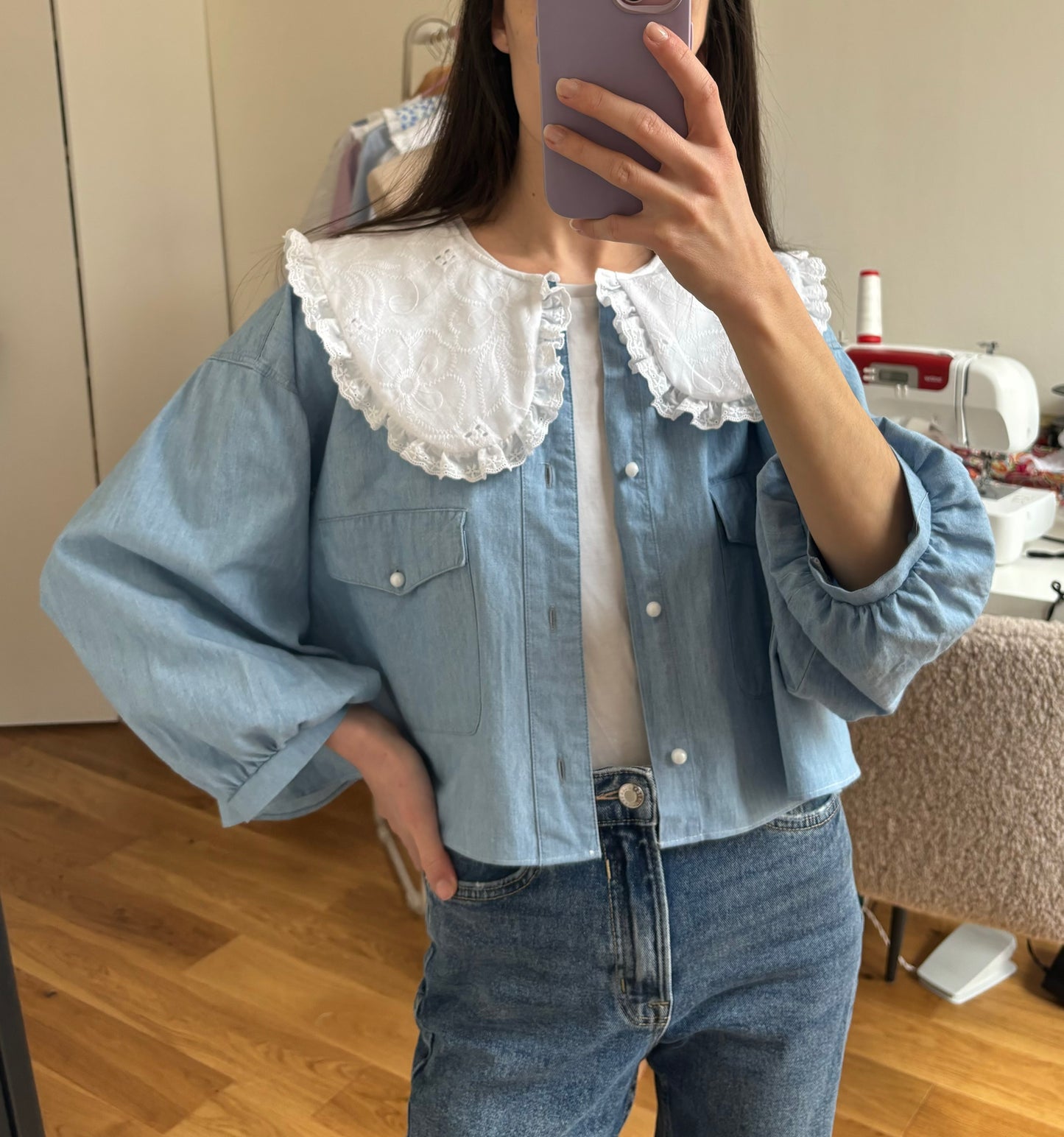 Solange à col XL en jean courte