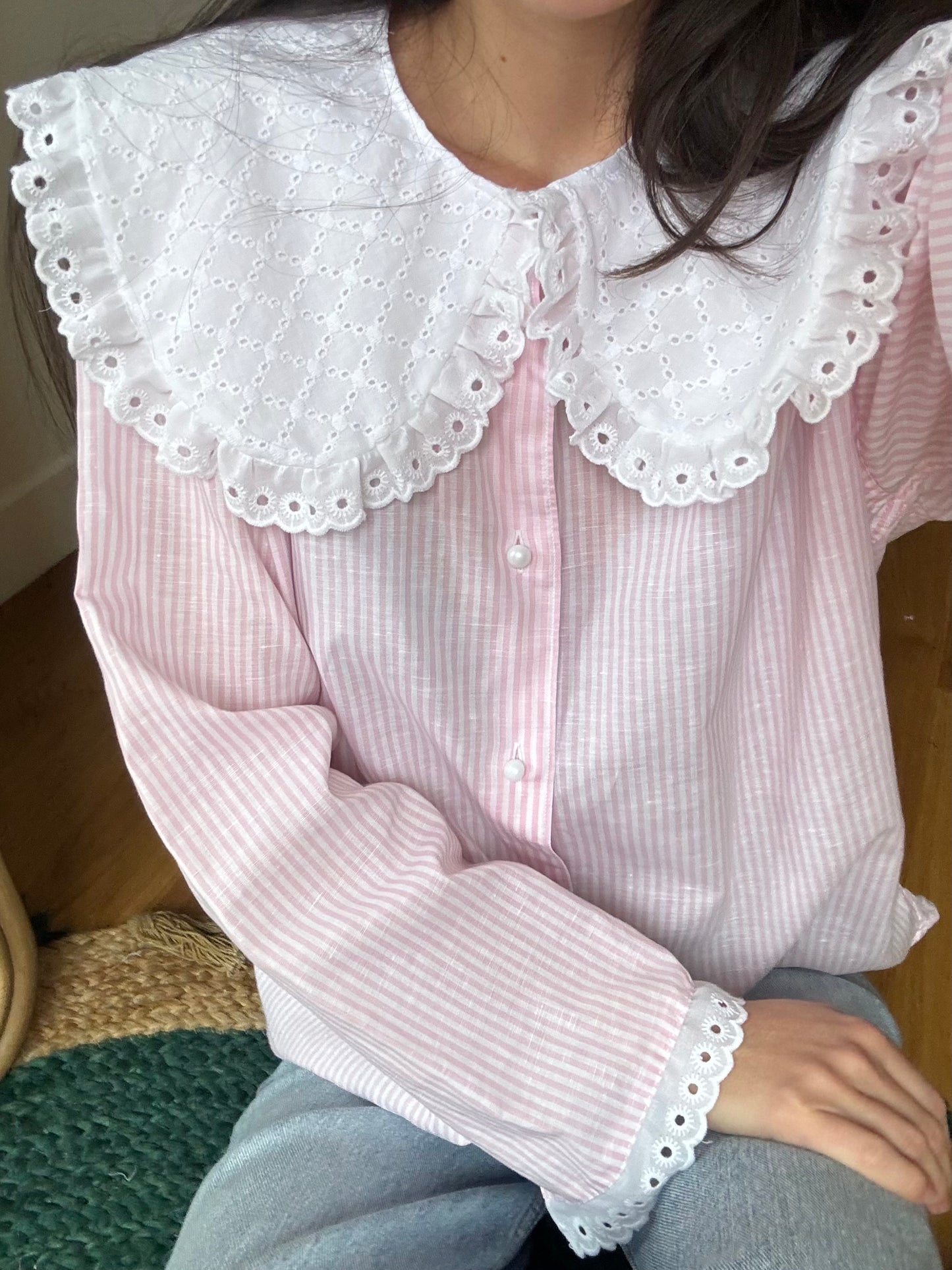 Col XL broderie rose à rayures