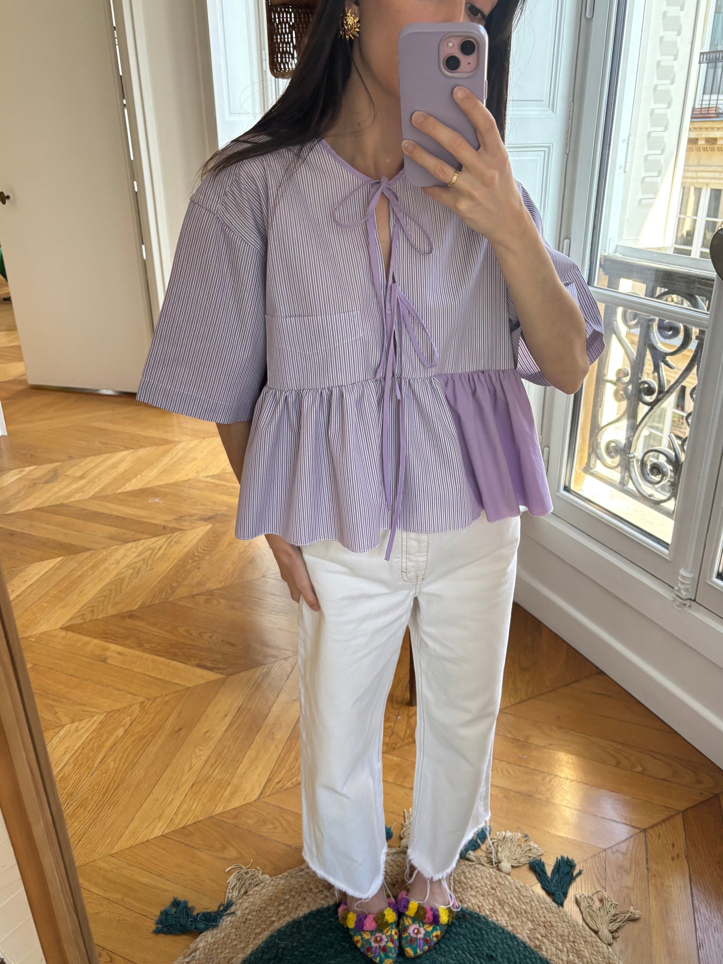 Blouse à noeuds et volants lila