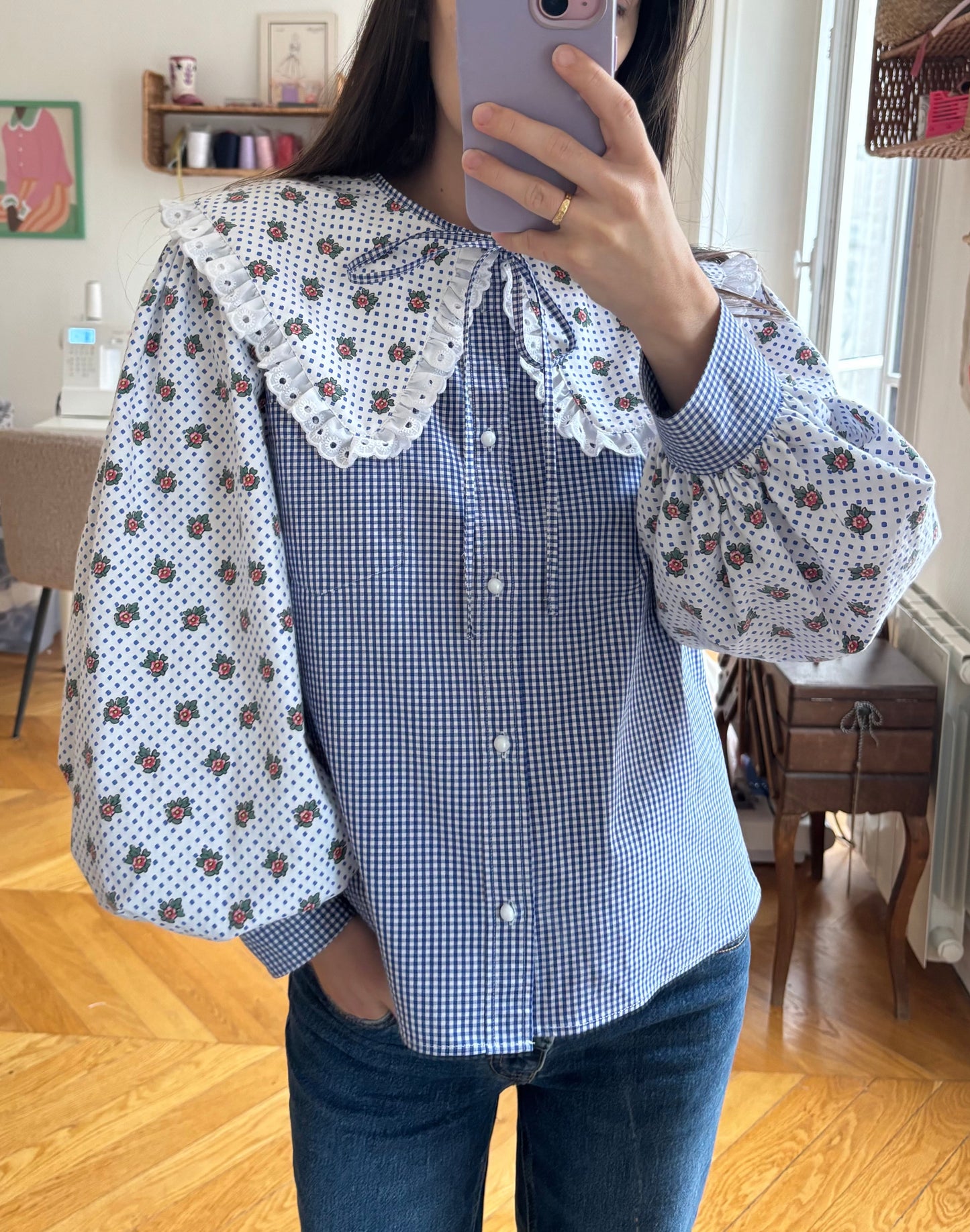 Blouse à col XL et manches bouffantes vichy bleu