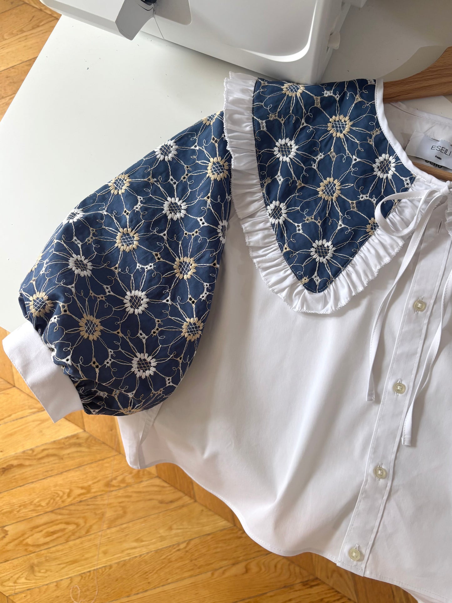 Elise col XL et broderie anglaise