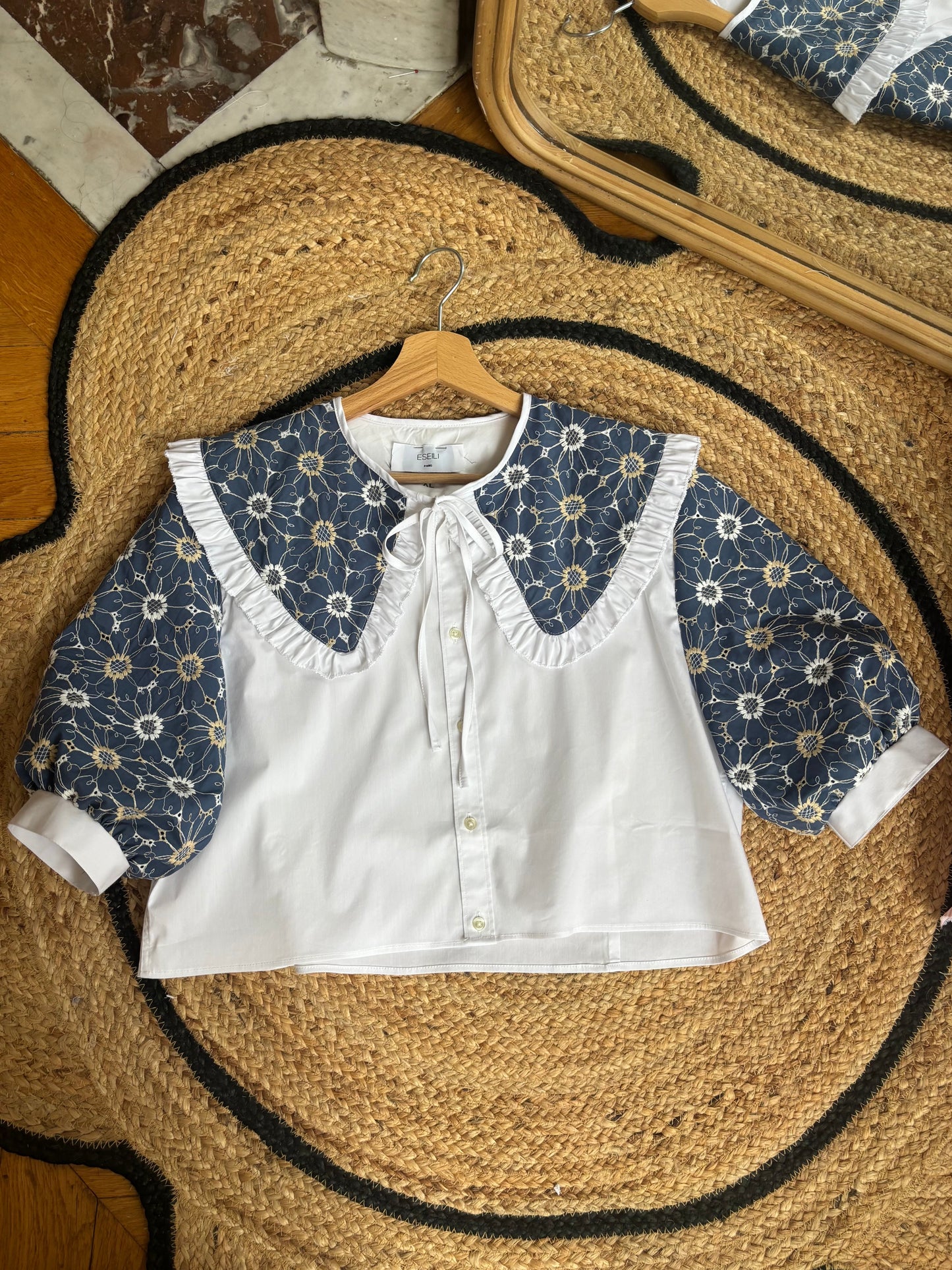 Elise col XL et broderie anglaise