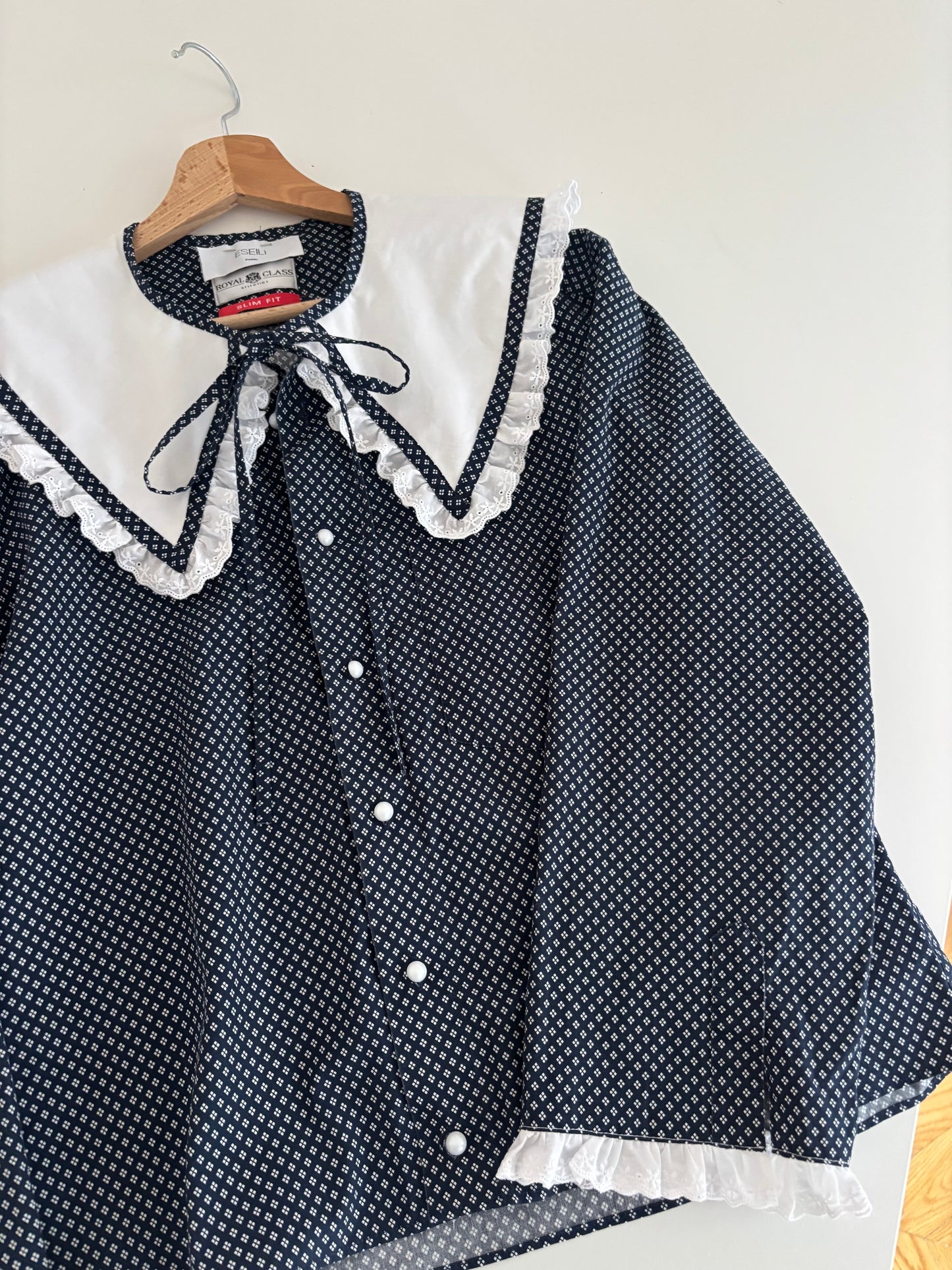 Blouse col XL à motifs