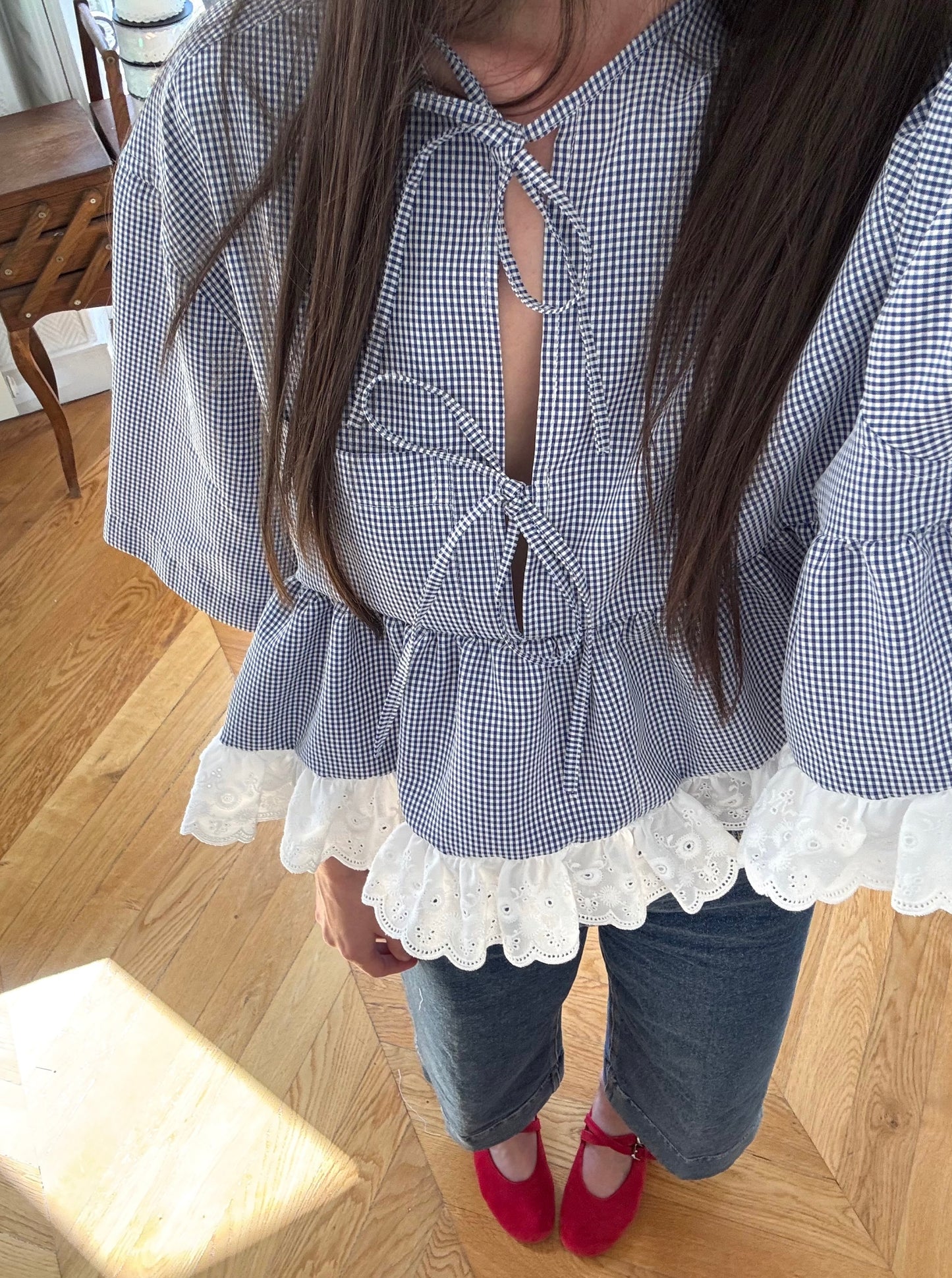 Blouse à noeuds et volants vichy marine