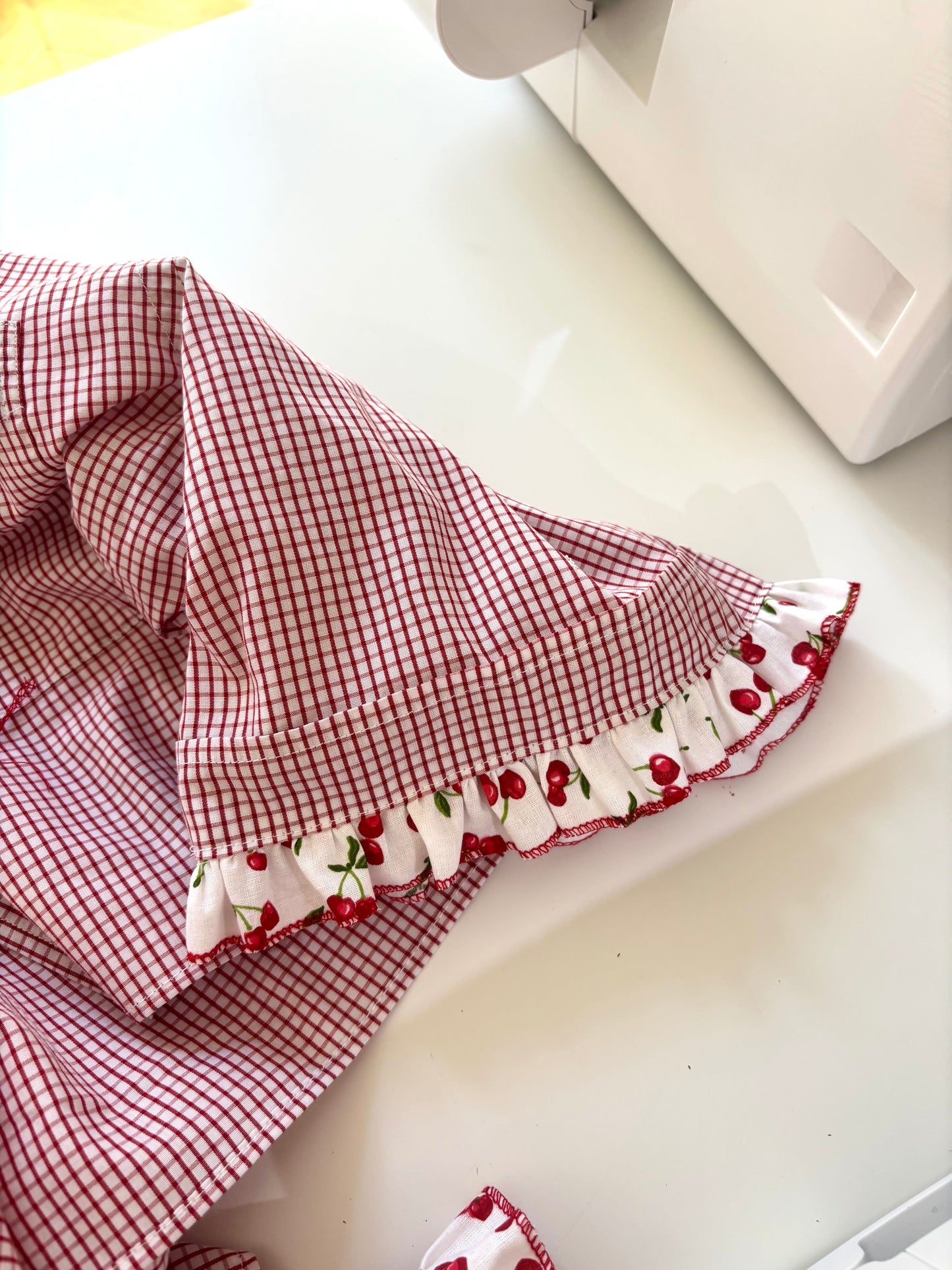 Solange col XL crop rouge cerise