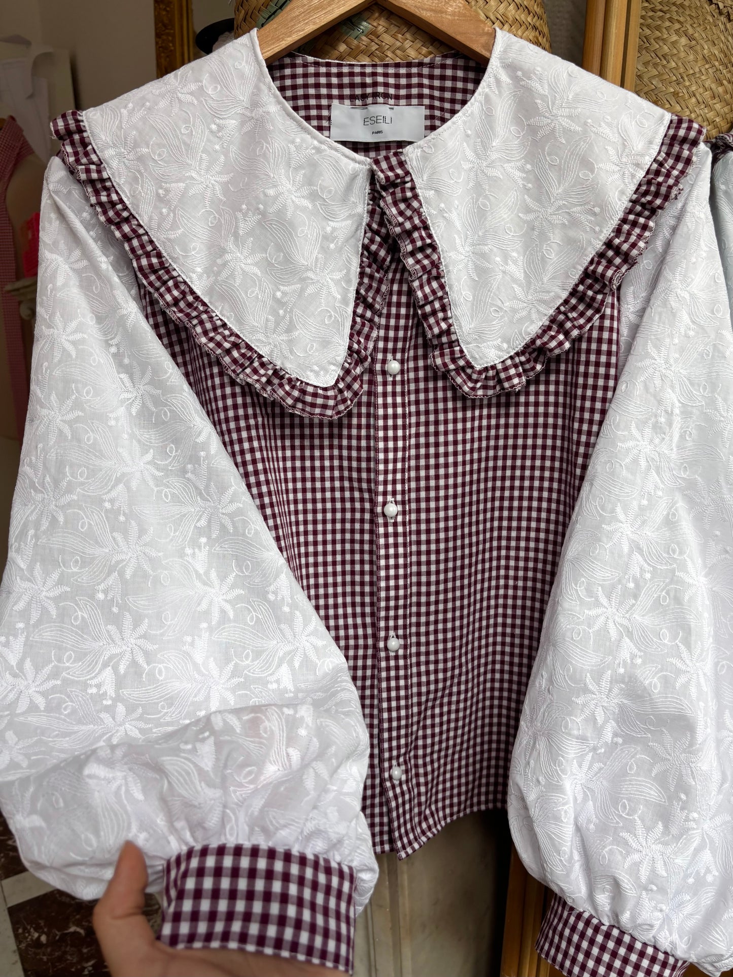 Blouse Elise vichy bordeaux et broderie anglaise